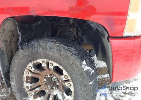 2007 Chevrolet Silverado 1500 Ltz z USA, uszkodzony, nr VIN 3GCEK13367G538008